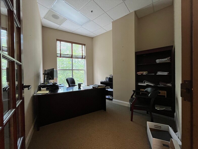 More Photos Of 1514 S Church St, Charlotte Loft Creative Space For Lease