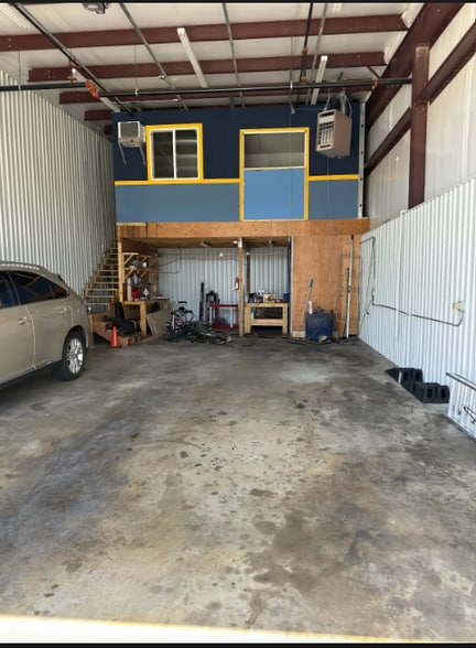 More Photos Of 765 N Telluride B15 st, Aurora Industrial For Sale
