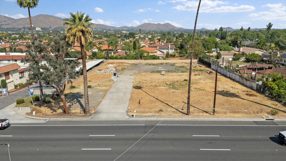 More Photos Of 11325 Magnolia Ave, Riverside Land For Sale