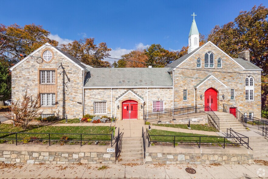 More Photos Of 4347 Arlington Blvd, Arlington Religious Facility For Sale