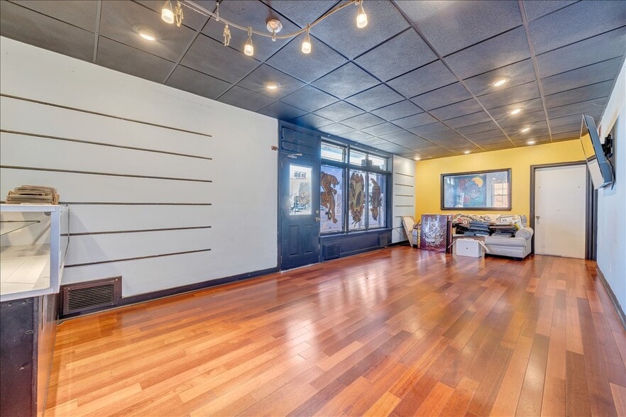 More Photos Of 5005 Williamson Rd NW, Roanoke Freestanding For Sale