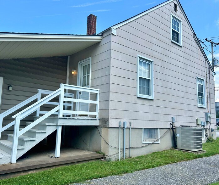 More Photos Of 203 Old Padonia Rd, Lutherville Timonium Office For Lease