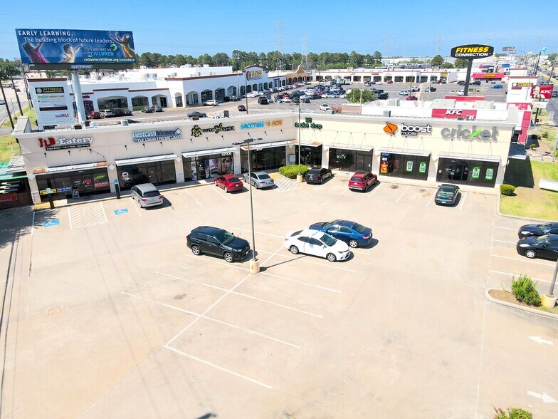 More Photos Of 10950 Cypress Creek Pky, Houston Storefront For Sale