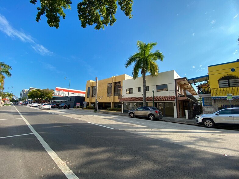 More Photos Of 2268 SW 8th St, Miami Storefront Retail Residential For Sale