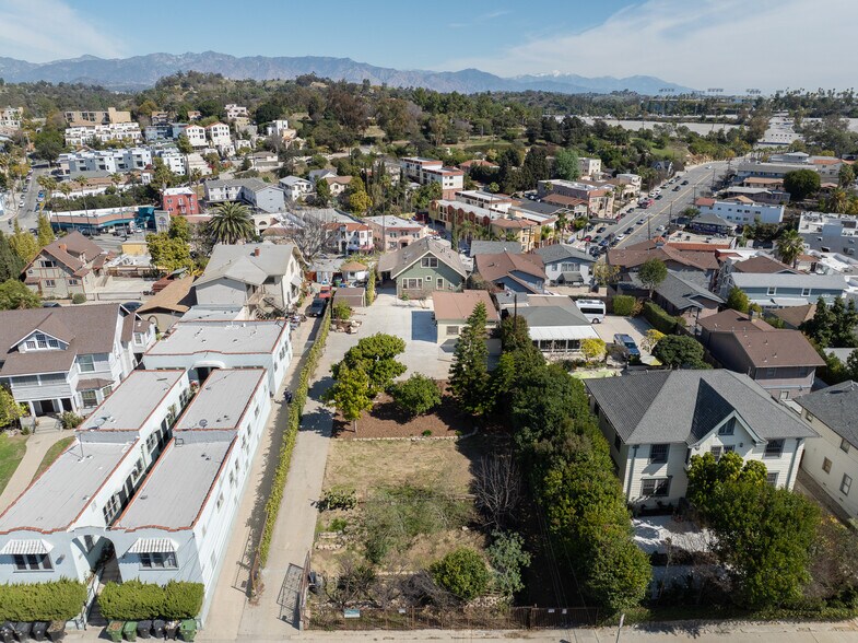 More Photos Of 844 E Kensington Rd, Los Angeles Specialty For Sale