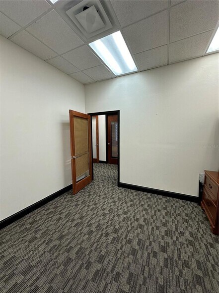 More Photos Of 6000 Turkey Lake Rd, Orlando Medical For Lease