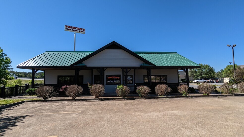 More Photos Of 2310 Sanders Rd, Conway Restaurant For Lease
