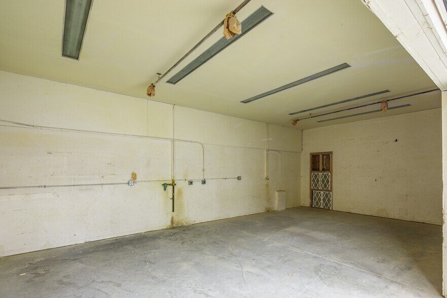 More Photos Of 2445 Salashan Loop, Ferndale Industrial For Lease