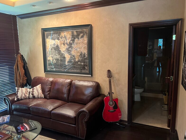 More Photos Of 1208 W Newport Center Dr, Deerfield Beach Medical For Sale