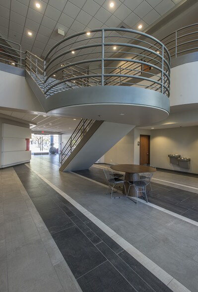 More Photos Of 7855 S River Pky, Tempe Office For Sale