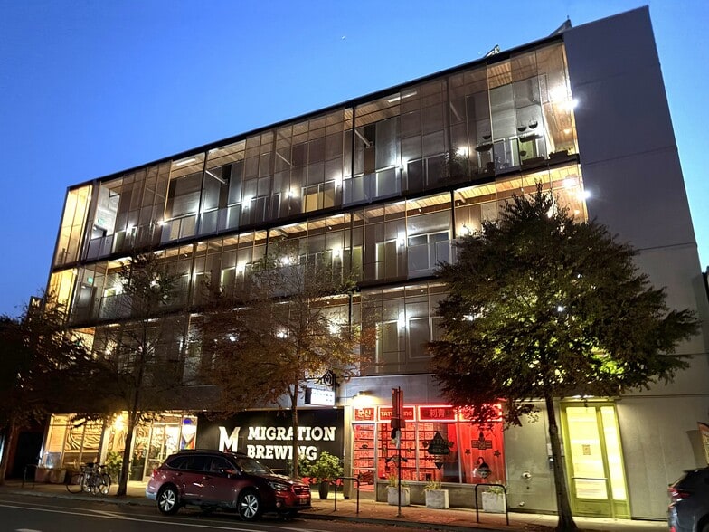 Primary Photo Of 3947-3951 N Williams Ave, Portland Apartments For Sale