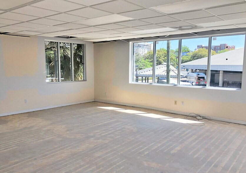 More Photos Of 227 N Bronough St, Tallahassee Office For Lease