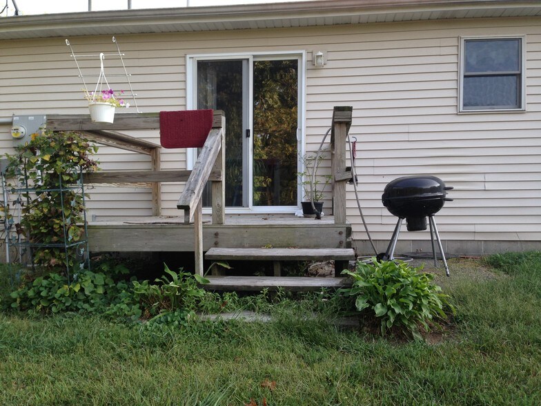 More Photos Of 412 W Douglas St, Edinburg Specialty For Sale