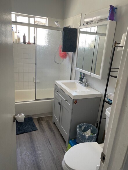 More Photos Of 2024 E Whiting Ave, Fullerton Apartments For Sale