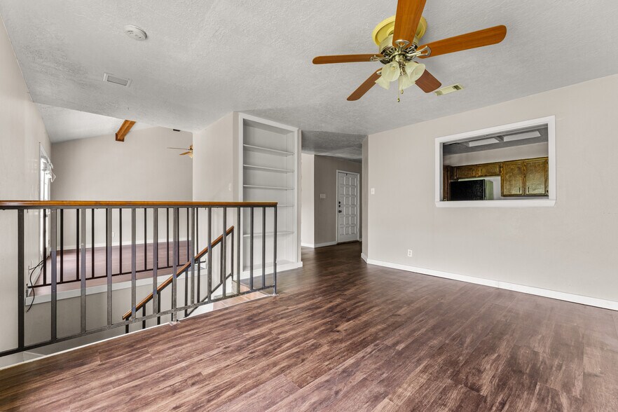More Photos Of 2800 Stewart Dr, Waco Apartments For Sale