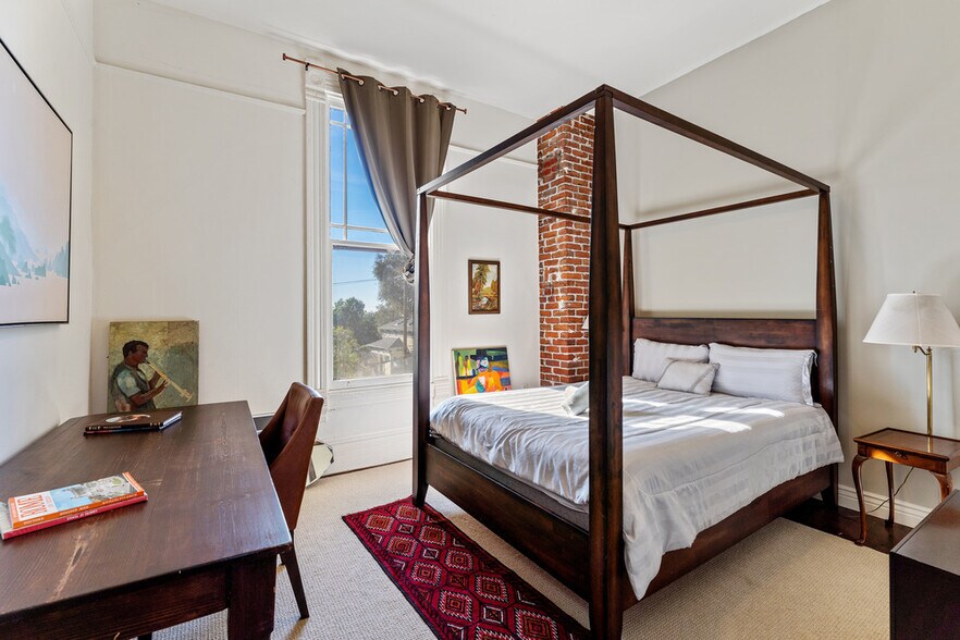 More Photos Of 1218 E 21st St, Oakland Apartments For Sale