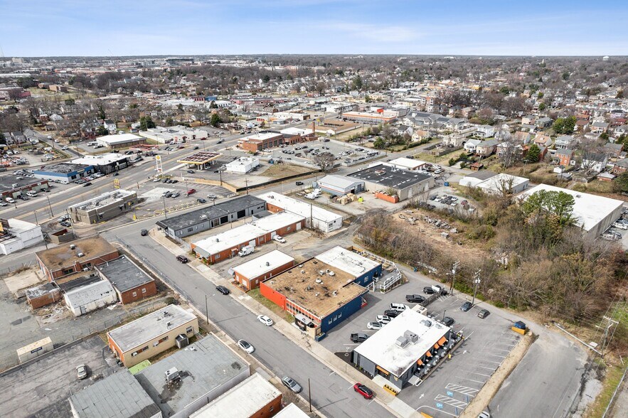 More Photos Of 704 Dawn St, Richmond Warehouse For Sale