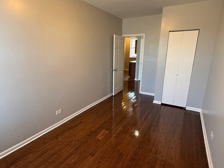 More Photos Of 15 N Keeler Ave, Chicago Apartments For Sale