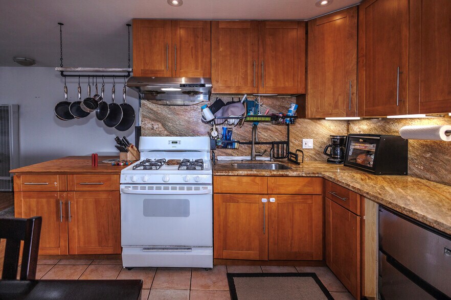 More Photos Of 47 Carmel Ave, Pacifica Multifamily For Sale