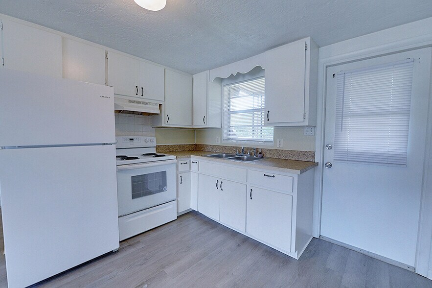 More Photos Of 1154 NE 1st St, Crystal River Apartments For Sale