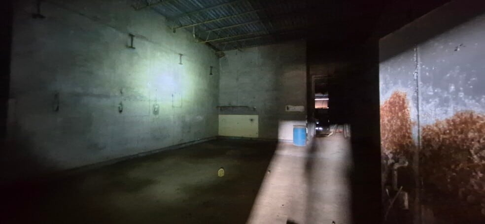 More Photos Of 550 Oliver St, Cincinnati Warehouse For Sale