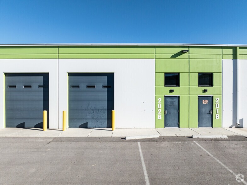 More Photos Of 317 N 2000 W, Springville Warehouse For Lease