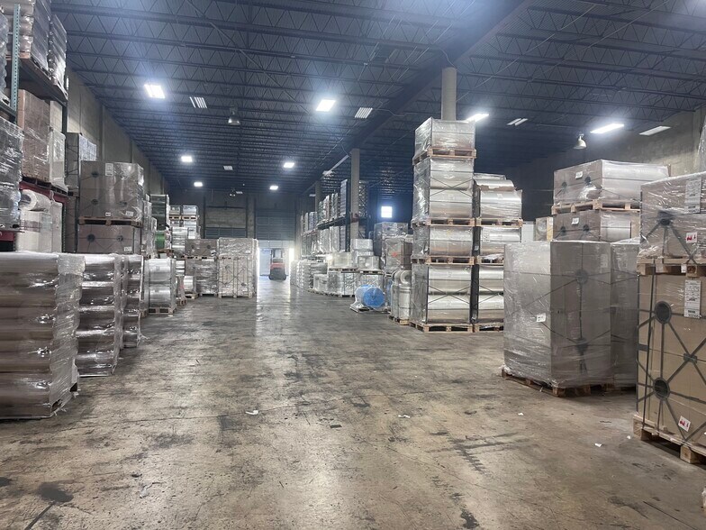 More Photos Of 4230 NW 128th St, Opa Locka Warehouse For Lease