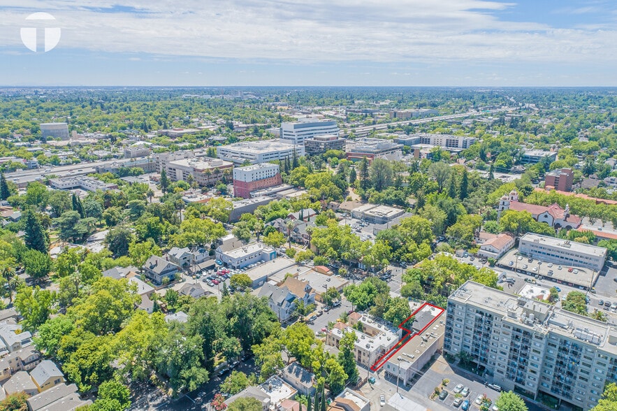 More Photos Of 2525 J St, Sacramento Storefront Retail Residential For Sale