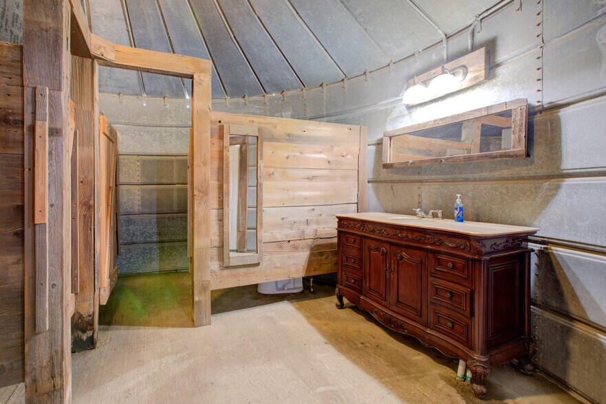 More Photos Of 9194 CA-152, Dos Palos Land For Sale