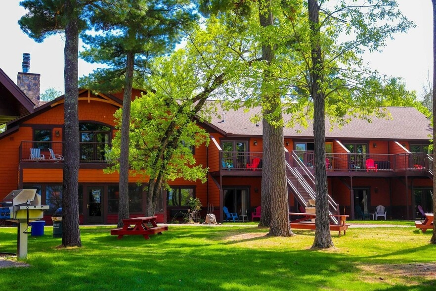 More Photos Of 26050 Oak Ln, Nisswa Hotel For Sale