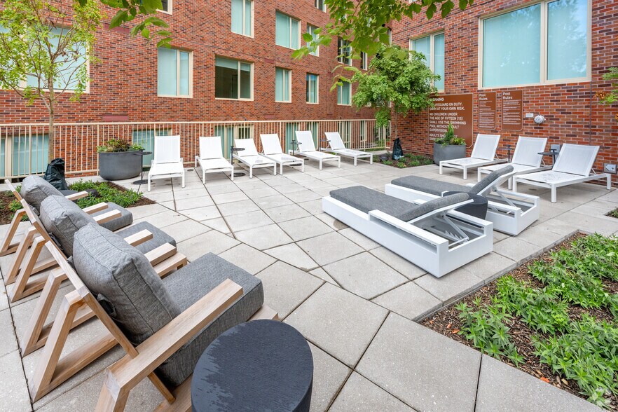 More Photos Of 5300 Wisconsin Ave, Washington Apartments For Lease