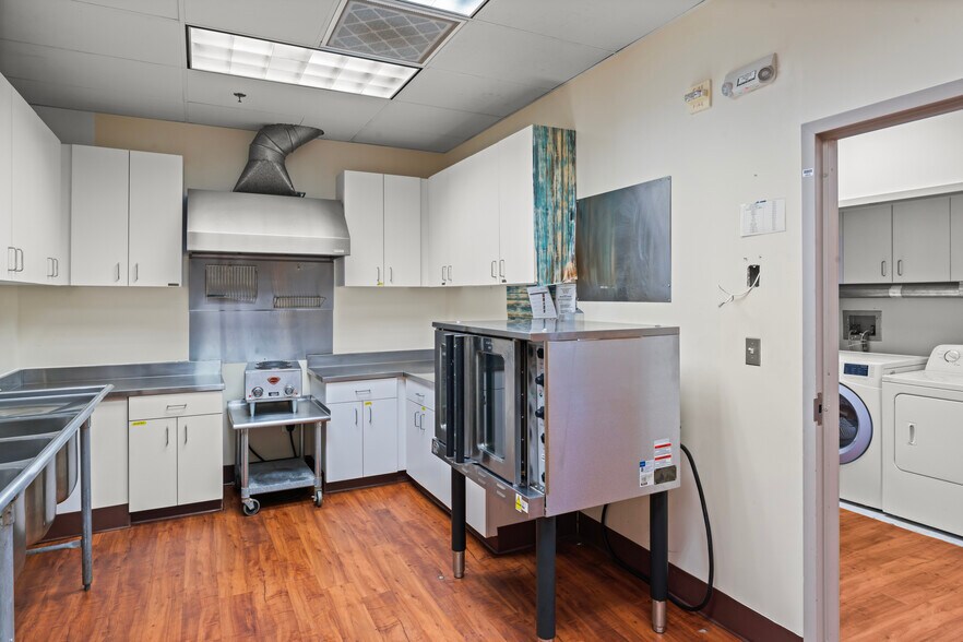 More Photos Of 42851 Smallwood Ter, Chantilly Daycare Center For Sale