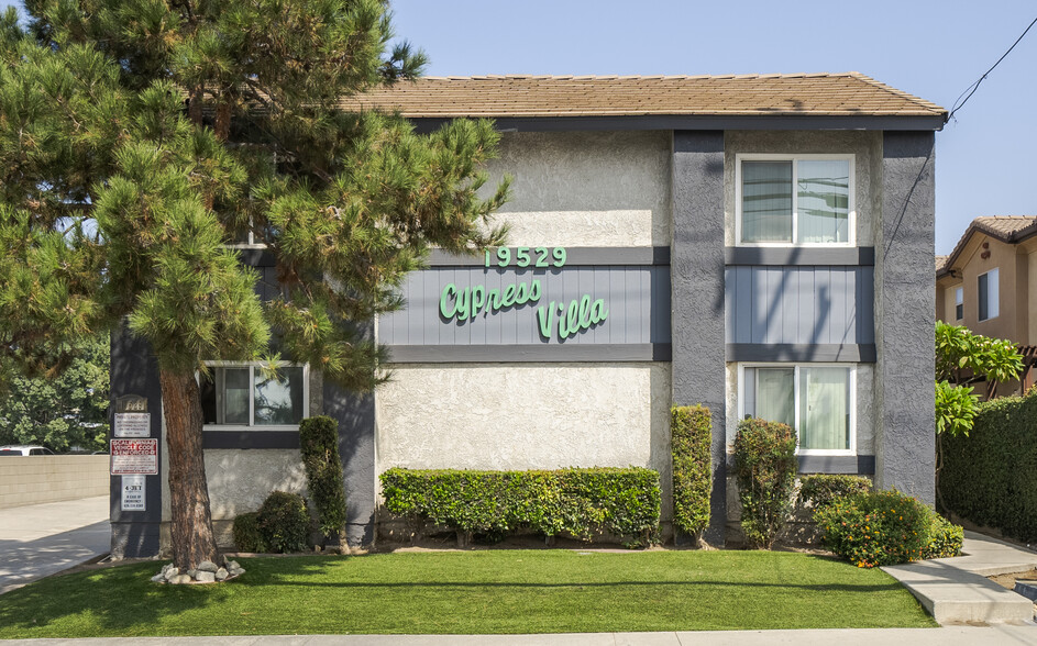 Primary Photo Of 19529 E Cypress St, Covina Apartments For Sale