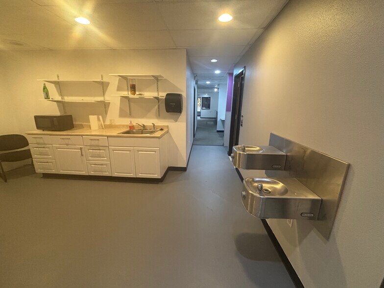 More Photos Of 2262 S Broadway, Denver Storefront For Lease