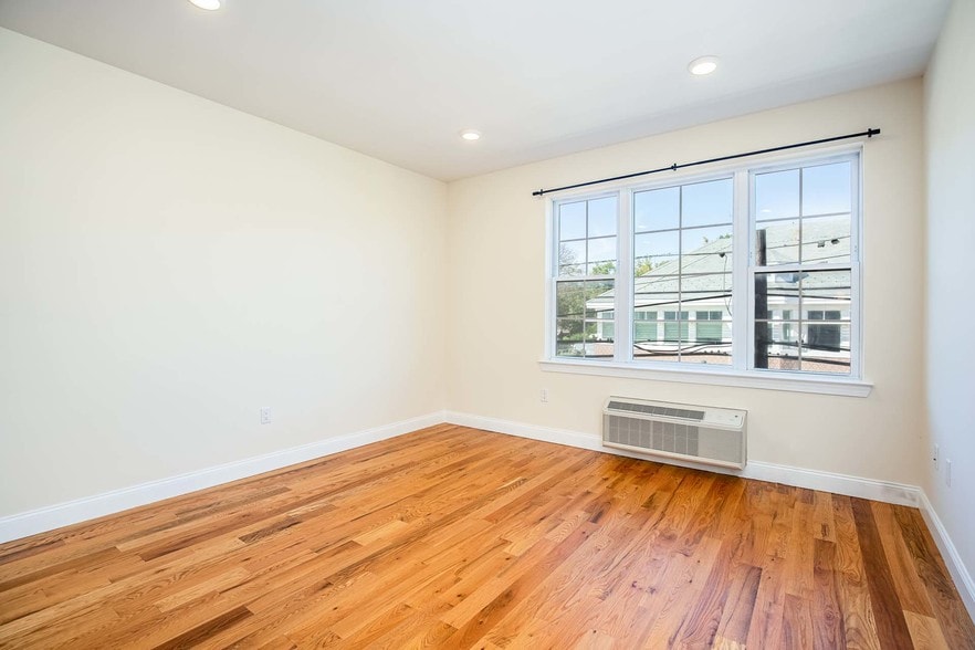 More Photos Of 1609-1611 Springfield Ave, Maplewood Apartments For Lease