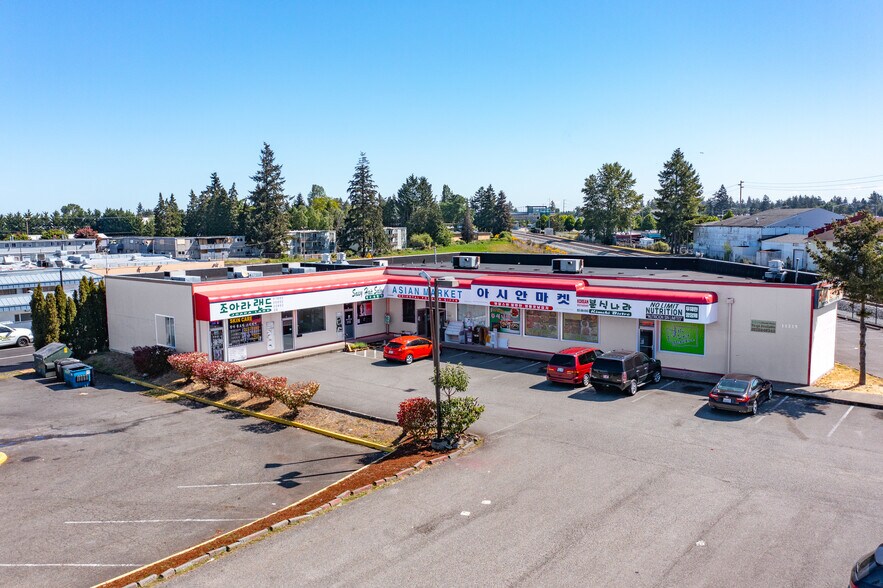 Primary Photo Of 11717 Bridgeport Way SW, Tacoma Freestanding For Sale