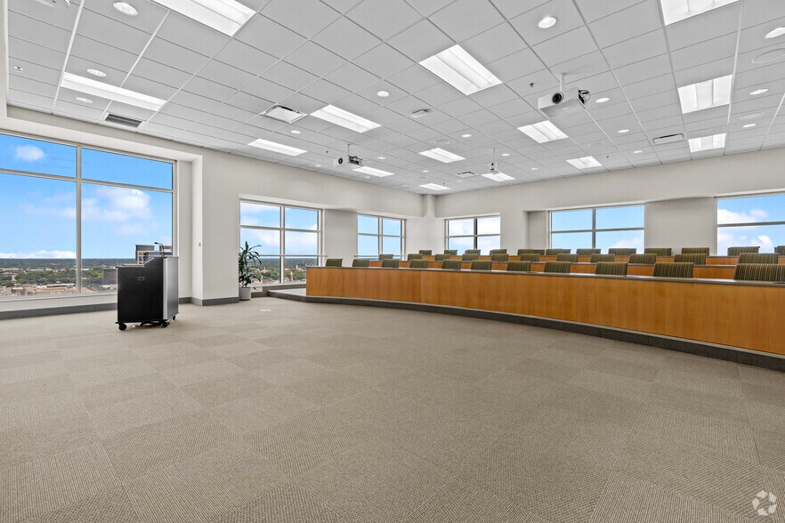 Photo of 9th Floor Ste 