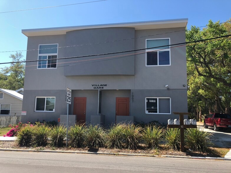 Primary Photo Of 1007 N East Ave, Sarasota Apartments For Sale
