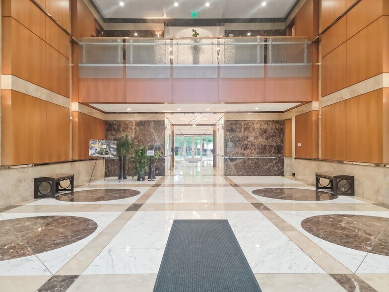 More Photos Of 725 Cool Springs Blvd, Franklin Coworking Space