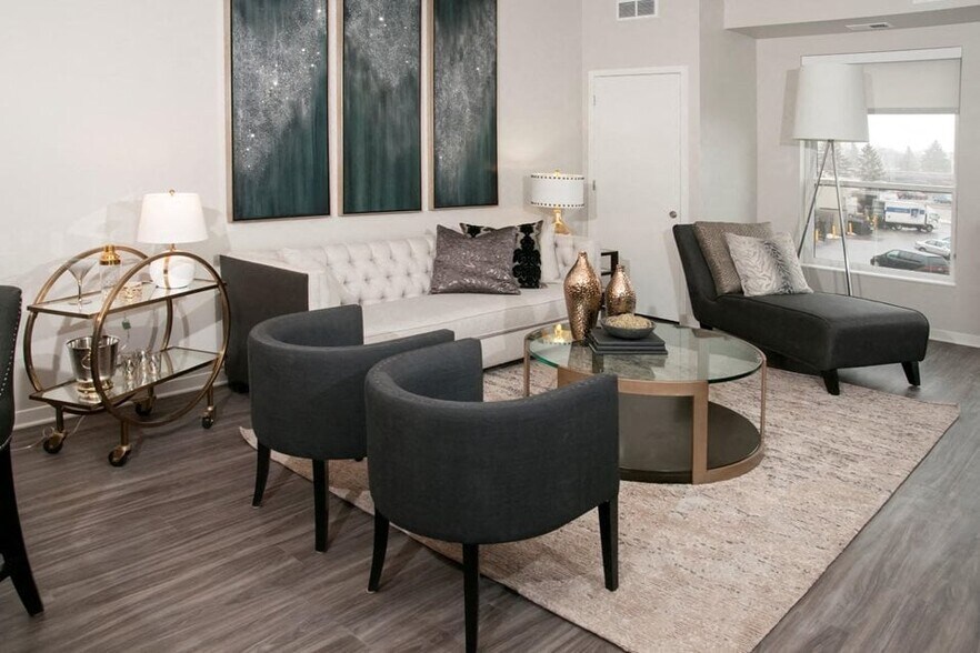 More Photos Of 1700 Plymouth Rd, Minnetonka Apartments For Lease