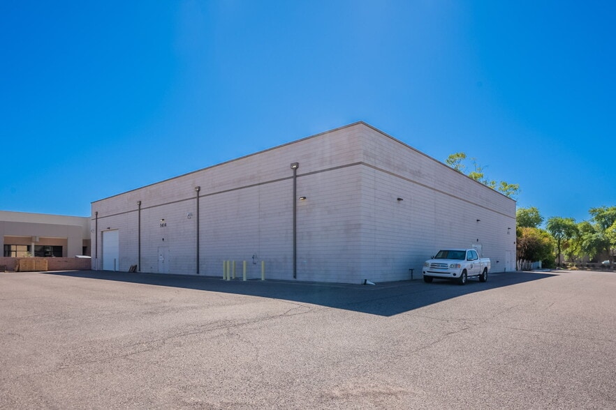 More Photos Of 1414 W 14th St, Tempe Warehouse For Sale