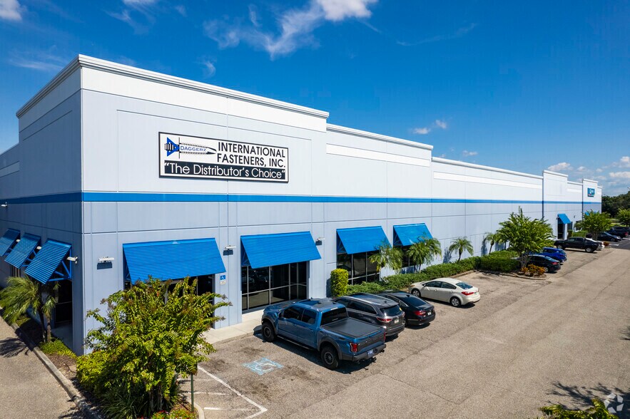 More Photos Of 1333-1341 Massaro Blvd, Tampa Warehouse For Lease