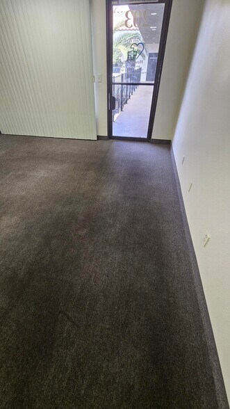 More Photos Of 3160 S Valley View Blvd, Las Vegas Medical For Lease