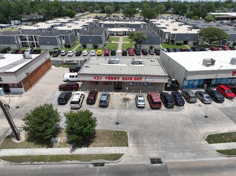 More Photos Of 319 Tidwell Rd, Houston Freestanding For Sale