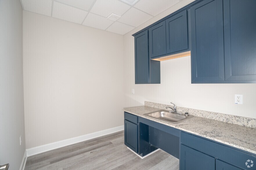 More Photos Of 6110 Sienna Ranch Rd, Missouri City Medical For Lease