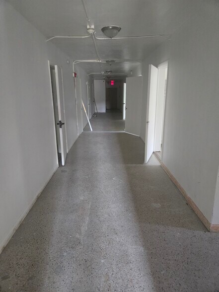 More Photos Of 519 NW 23rd Ave, Fort Lauderdale Assisted Living For Lease