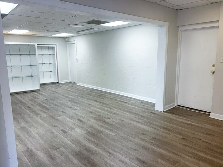 More Photos Of 1088 Industrial Pky, Saraland Unknown For Lease