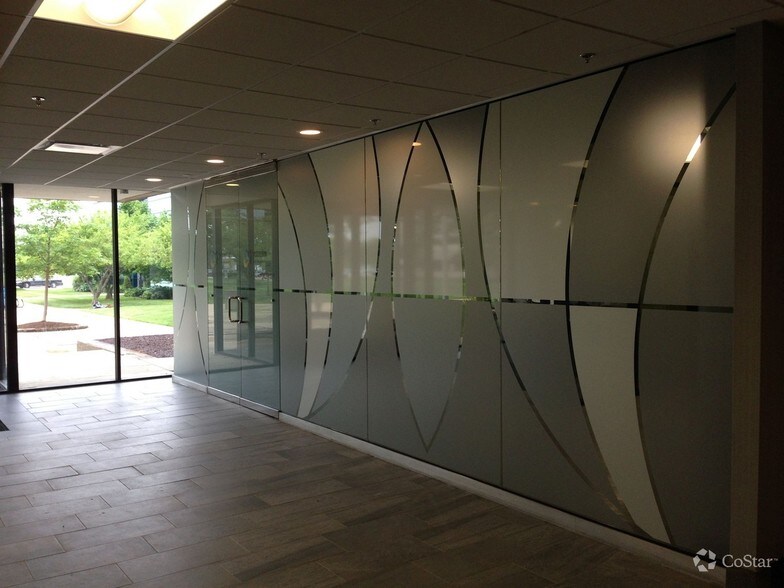 More Photos Of 500 Stephenson Hwy, Troy Office For Lease