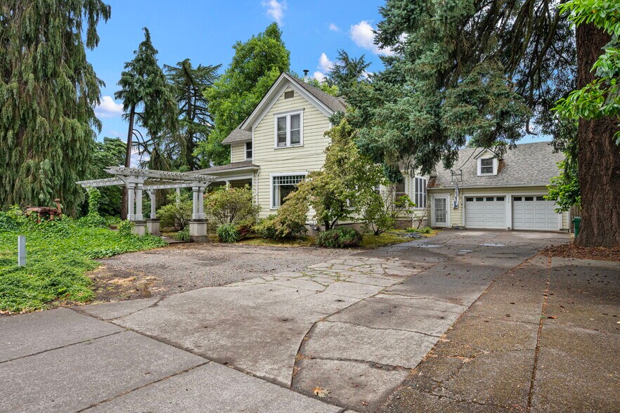 More Photos Of 292 S Garden Way, Eugene Land For Sale