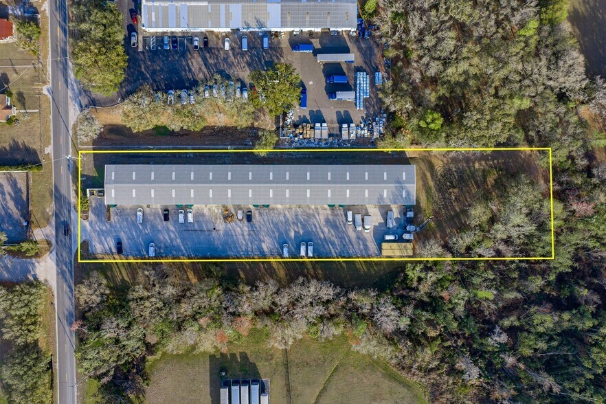 More Photos Of 2711 Airport Rd, Plant City Industrial For Sale